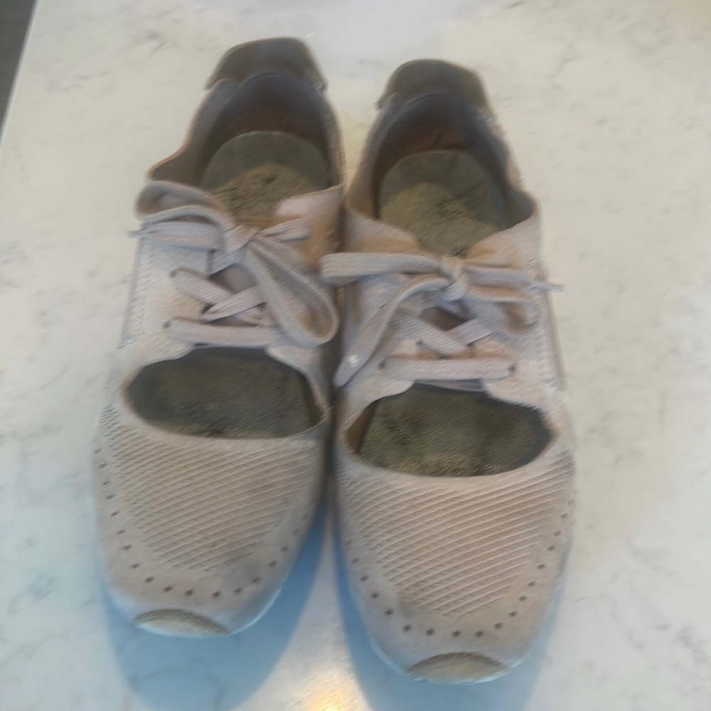 Bedstue pale pink sneakers
